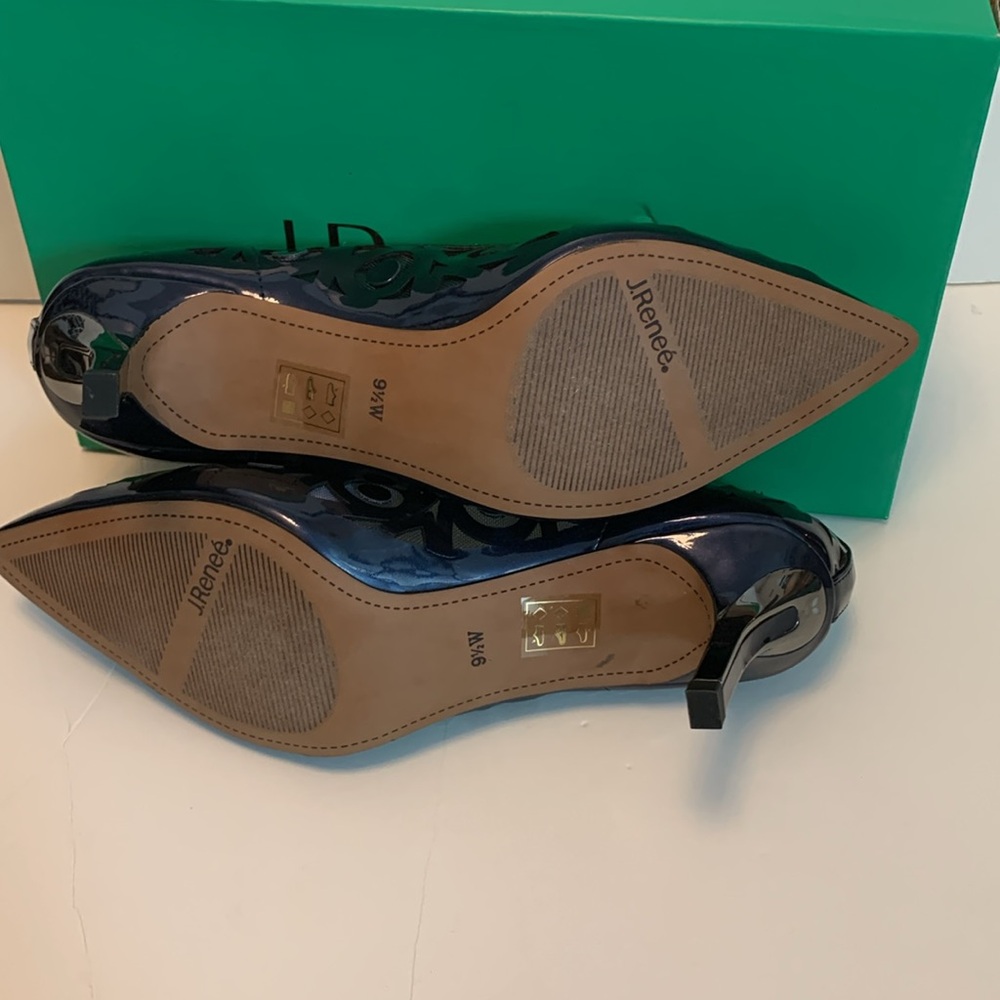 J Renee Navy Jameena Pointed Toe Pumps size 9 1/2 W - Picture 6 of 8